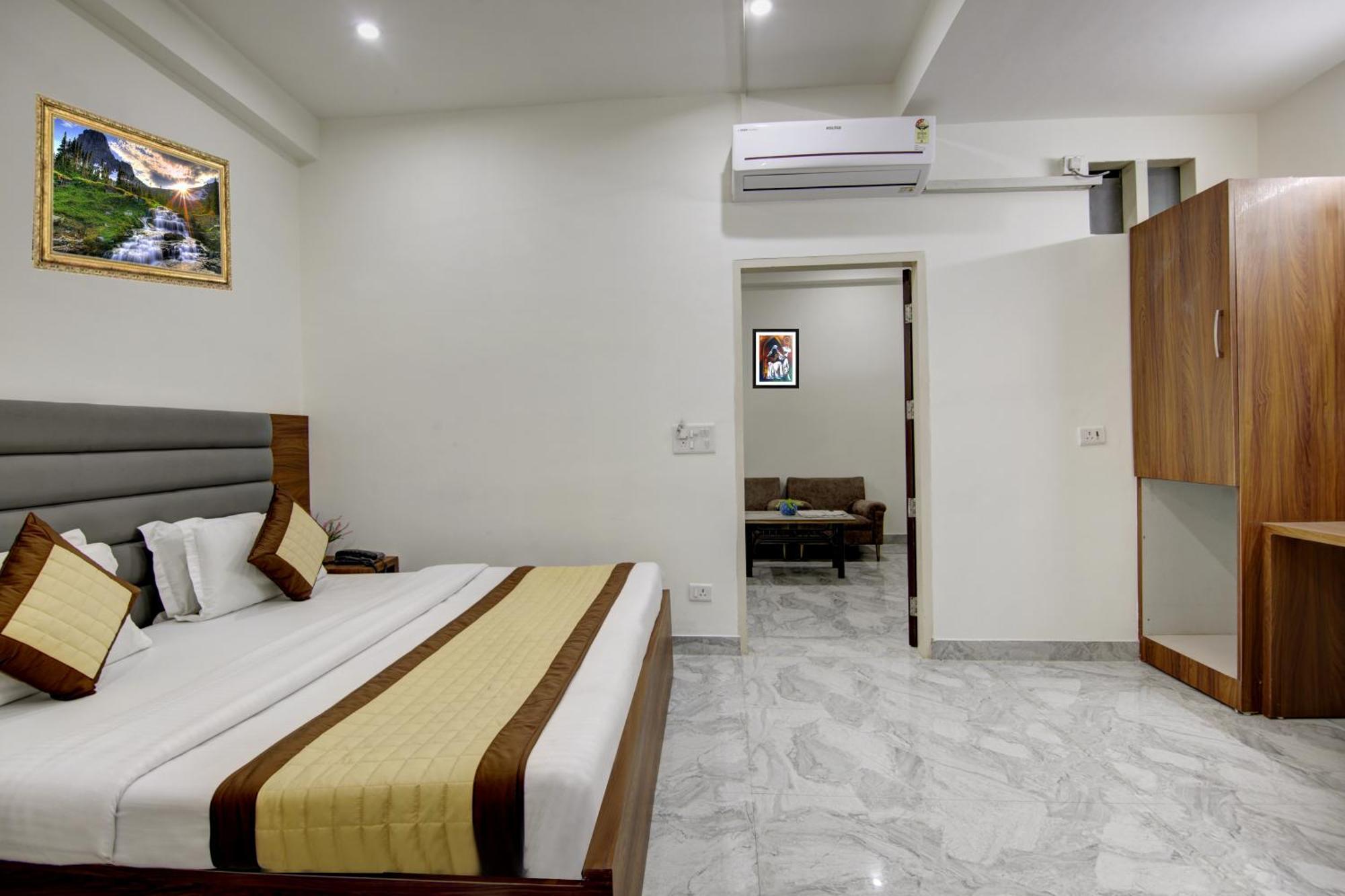 Hostel S B Inn-Near New Delhi Train Station Esterno foto