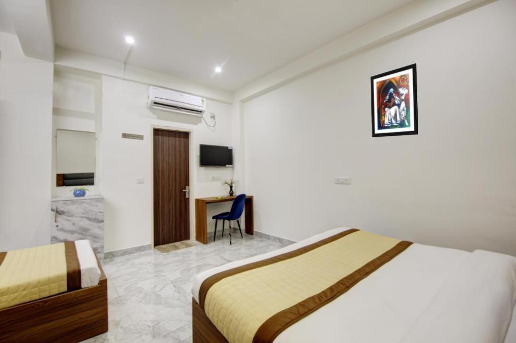 Hostel S B Inn-Near New Delhi Train Station Esterno foto